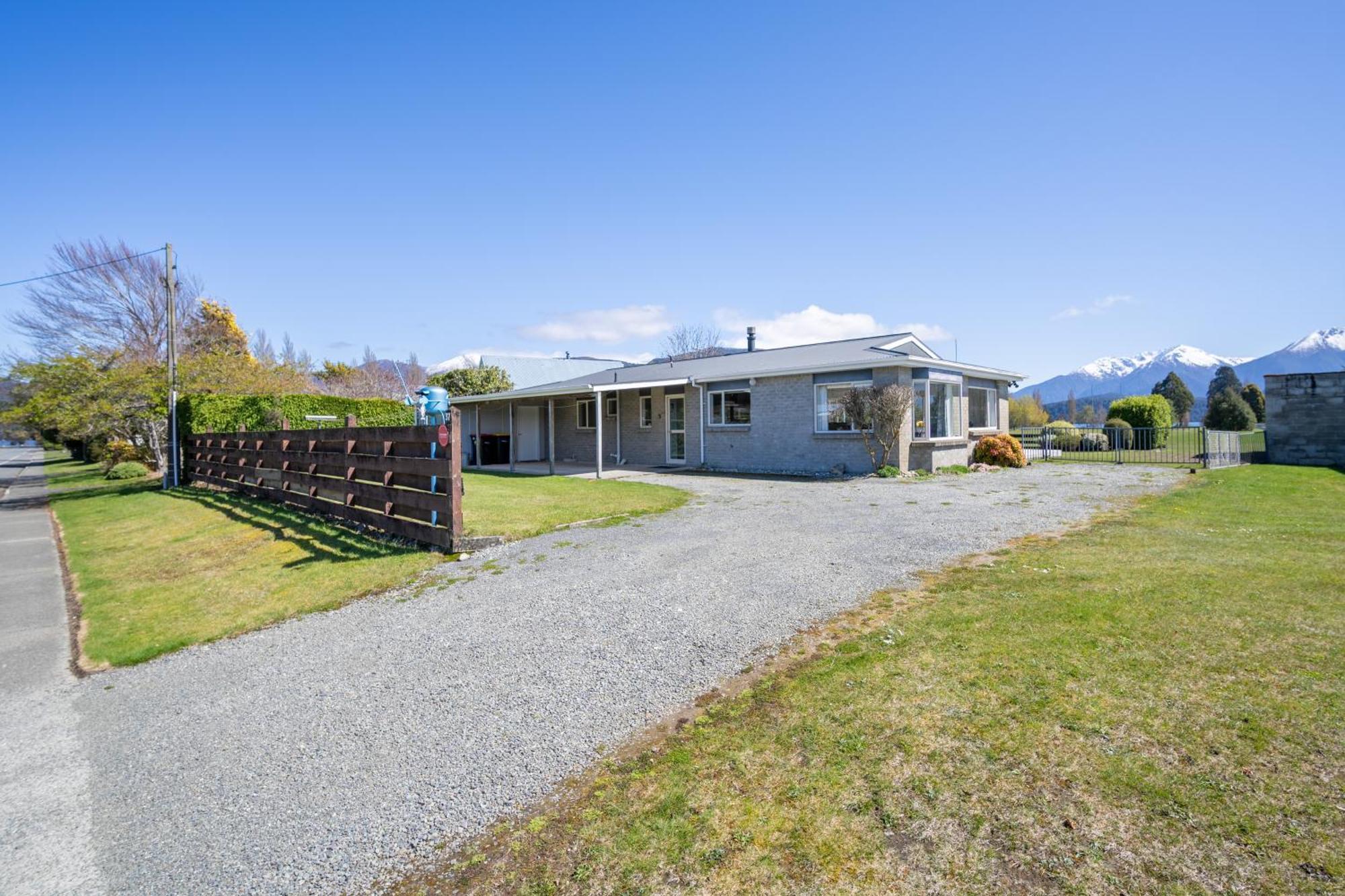 Kepler Retreat - Te Anau Holiday Home 외부 사진