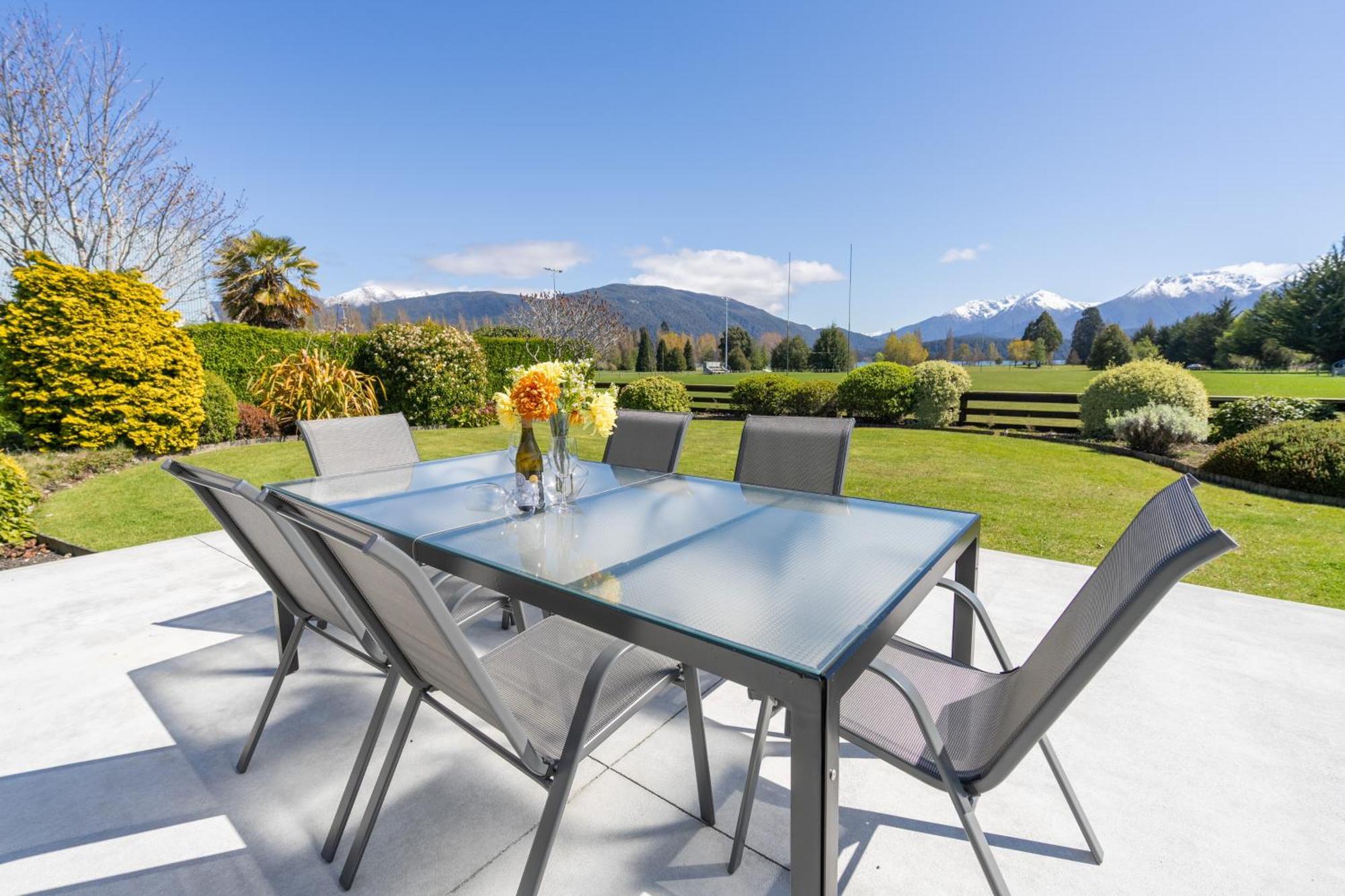Kepler Retreat - Te Anau Holiday Home 외부 사진