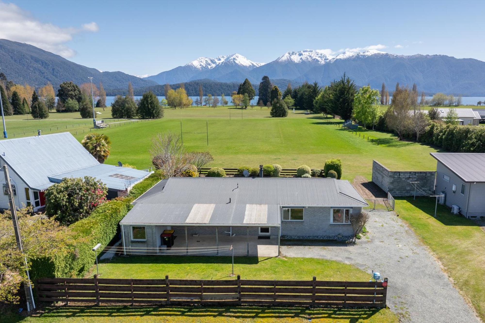 Kepler Retreat - Te Anau Holiday Home 외부 사진